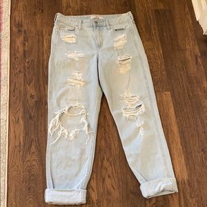 Hollister Holy Jeans